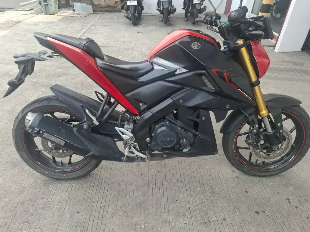Jual motor yamaha xabre tahun 2016