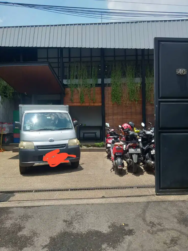 Bagian Gudang Logistik