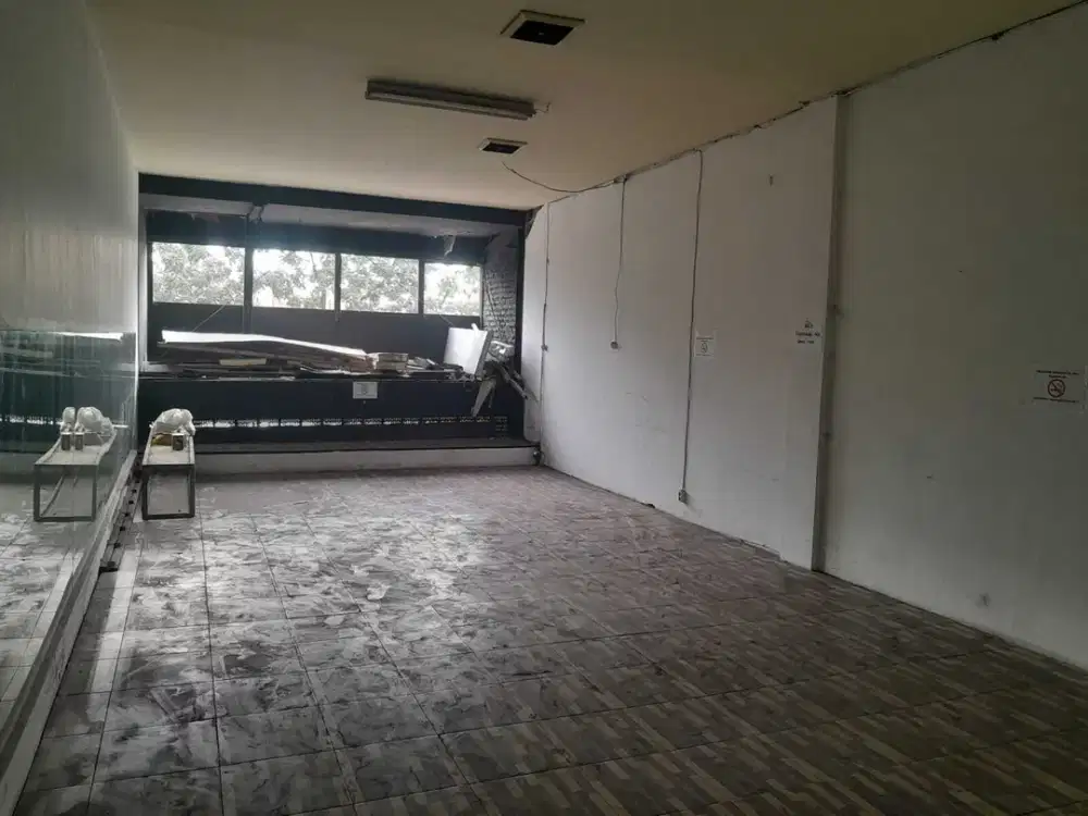 Disewakan Ruko Mainroad Strategis Di Daerah Cibereum Kota Cimahi