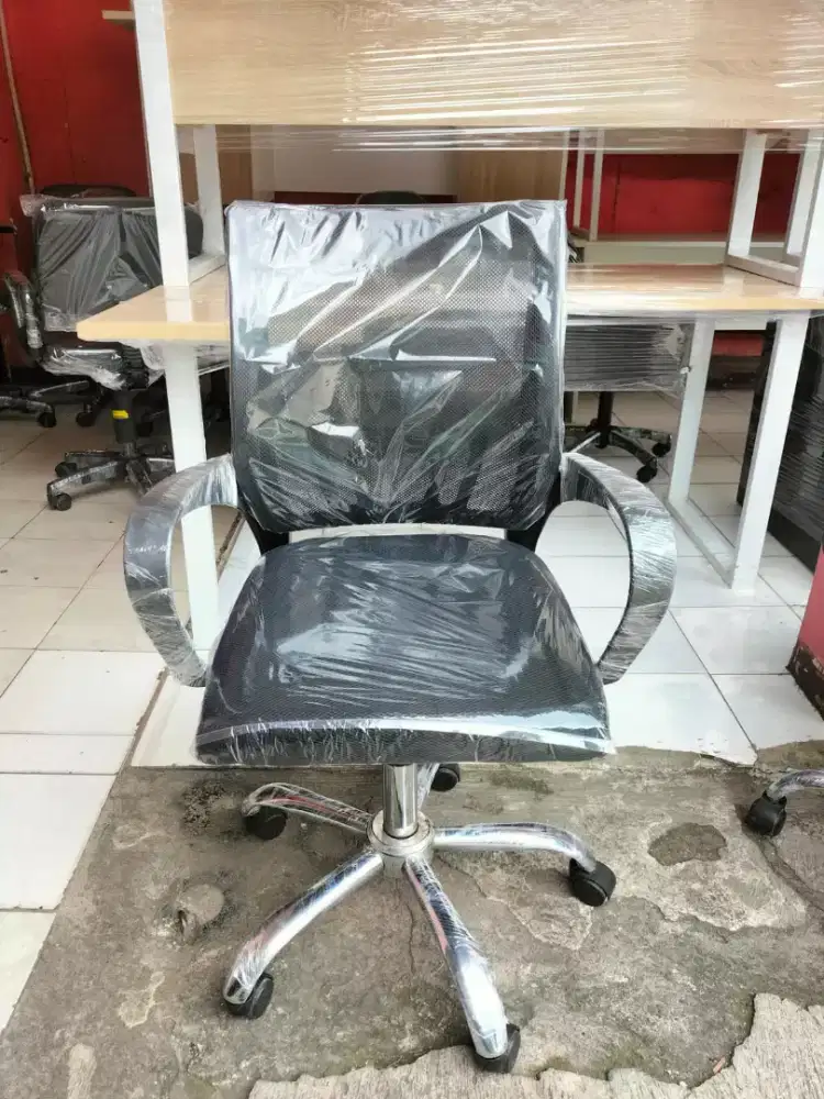 Kursi kantor staf jaring