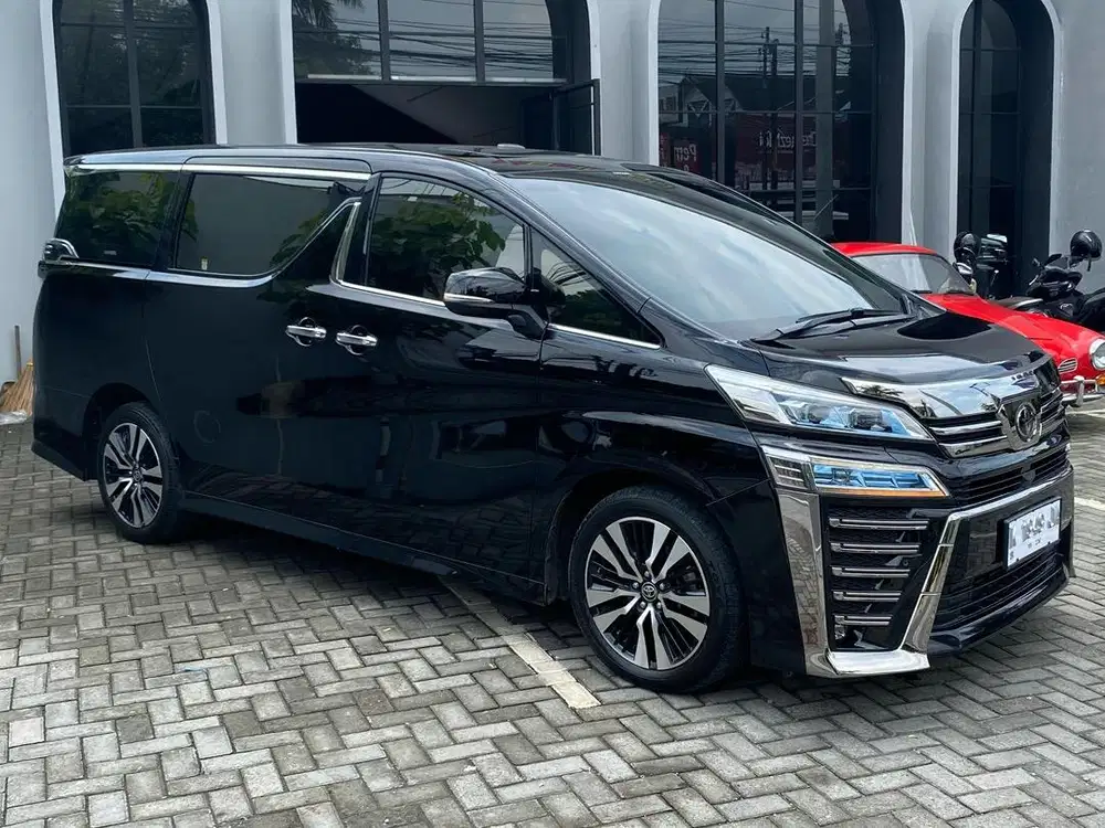 Vellfire G 2022