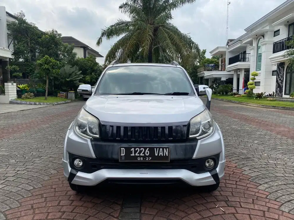 DP 10JT RUSH TRD ULTIMO MANUAL 2017