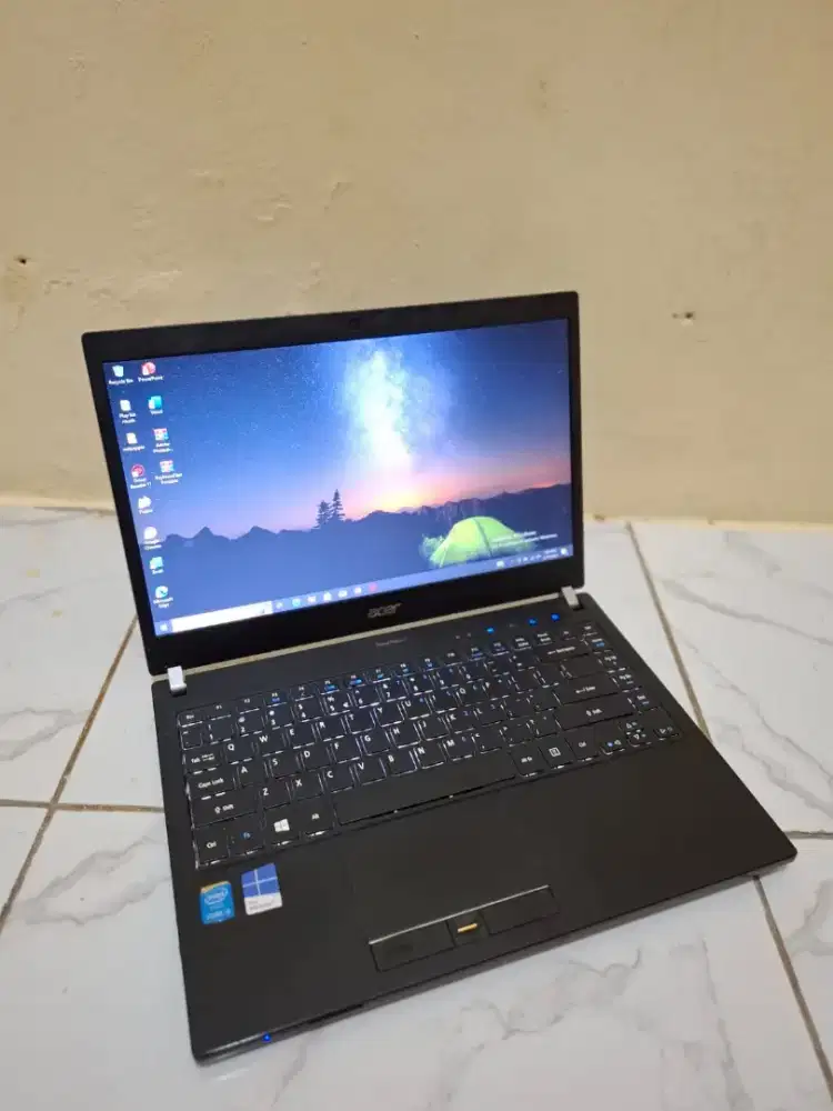 Acer Travelmate P645
Spesifikasi: