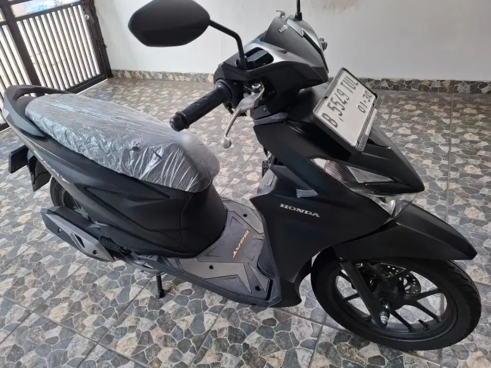 Km 6rb keyless DKI, honda beat deluxe CBS iss 110 LED 2025 bln 1 mulus