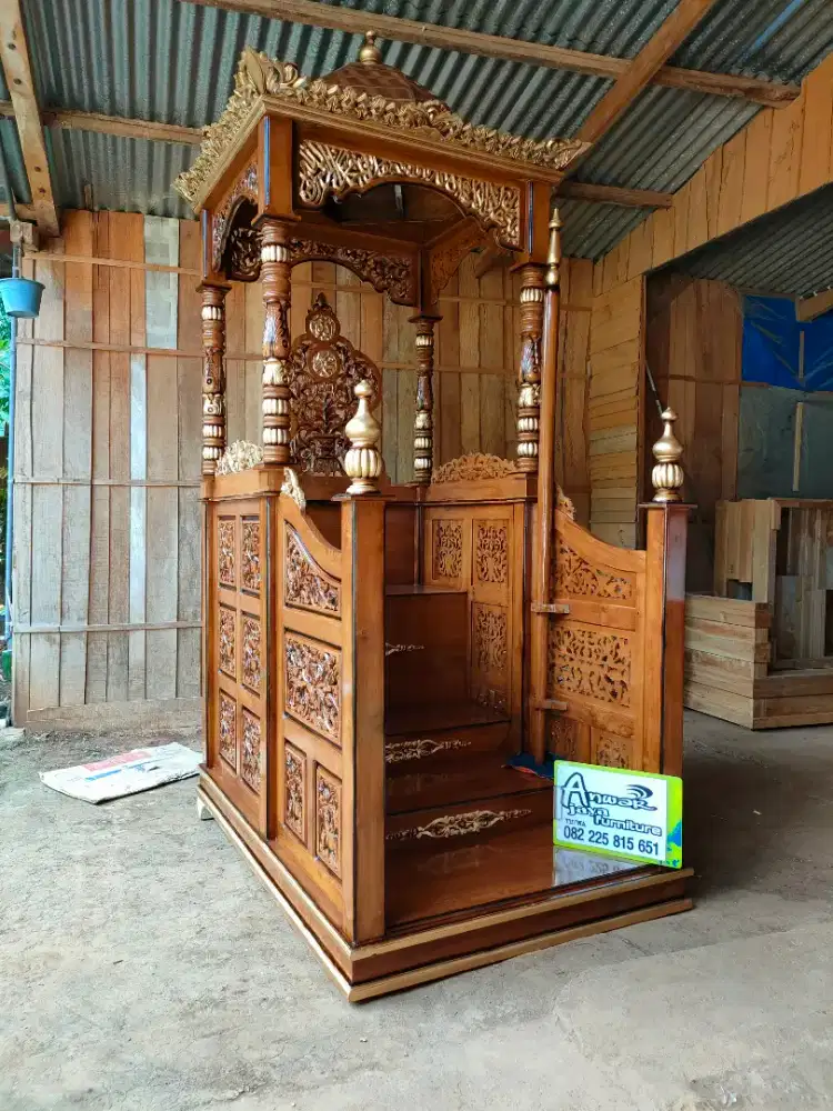 Mimbar masjid kuba full kayu jati