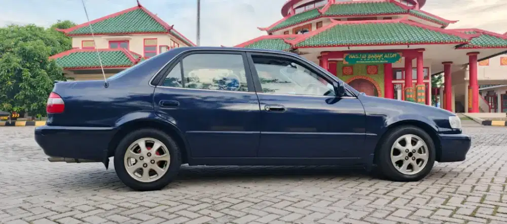Toyota Corolla 2000 Bensin