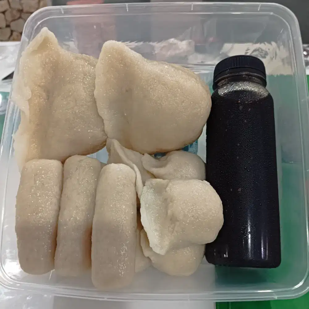 Pempek ikan tenggiri