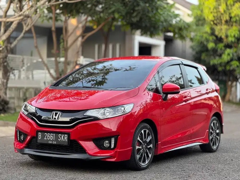 TERMURAH!!JAZZ RS CVT CKD 2016 SIAP PAKAI