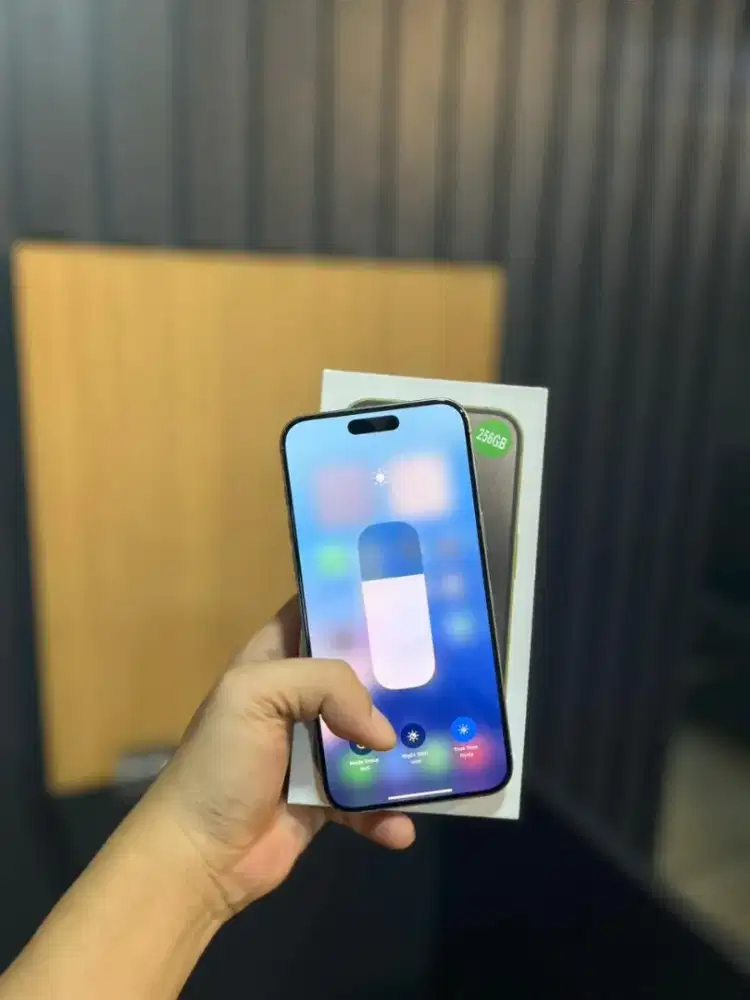 IPHONE 15 PROMAX 256GB ALL OPERATOR SECOND MULUS BISA DI CICIL