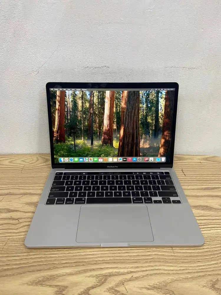 MACBOOK PRO TOUCHBAR 2020 CORE I5 RAM 16GB Layar 13.3 inch N-EC