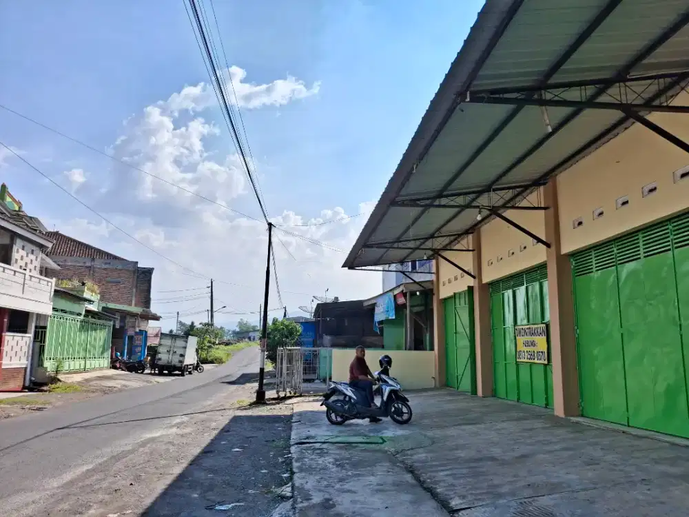 SEWA KONTRAK 2 RUKO GANDENG STRATEGIS PARKIR LUAS JB AMBARAWA