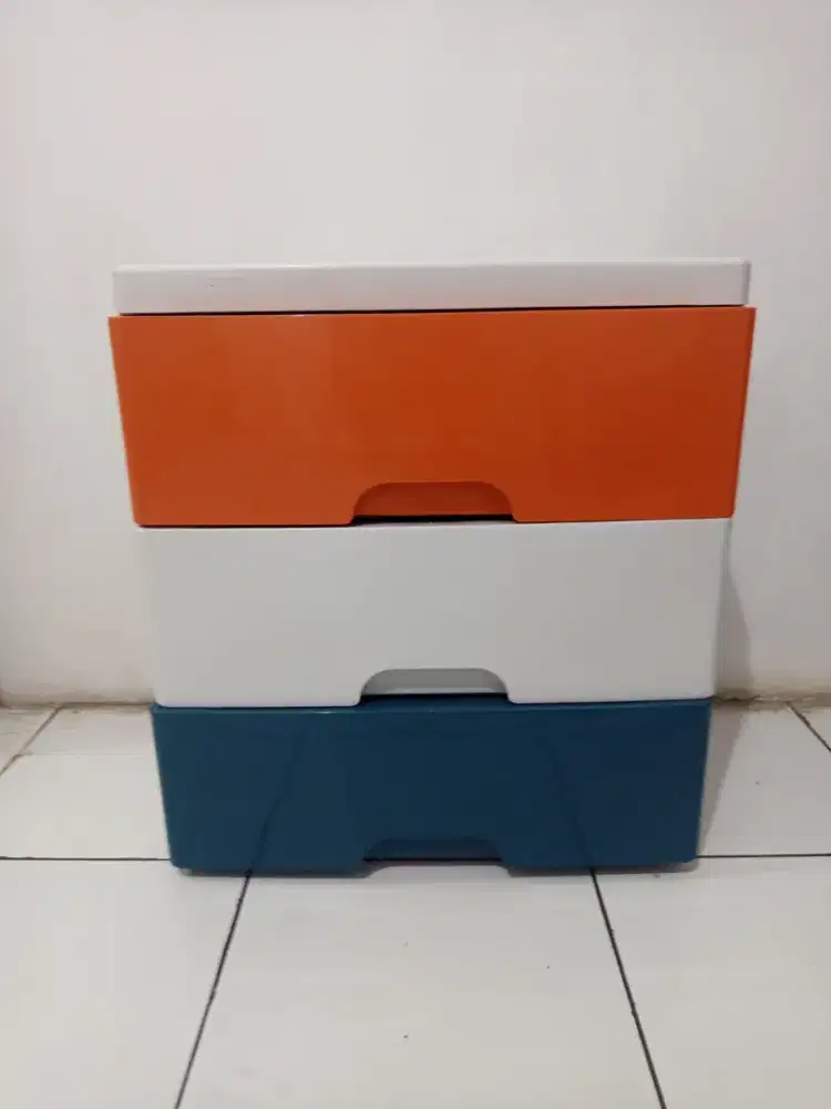 Lemari kecil olympuc