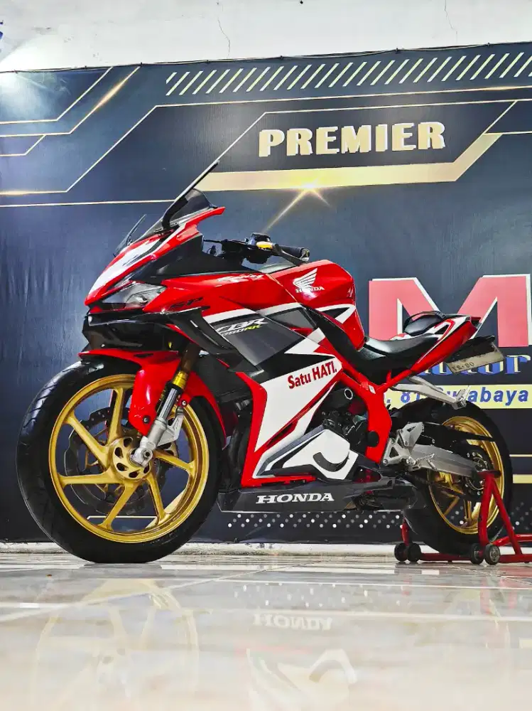 Cbr 250 RR ABS SP Racing Red Odo15rb mulus mwh. Anugerah motor rungkut