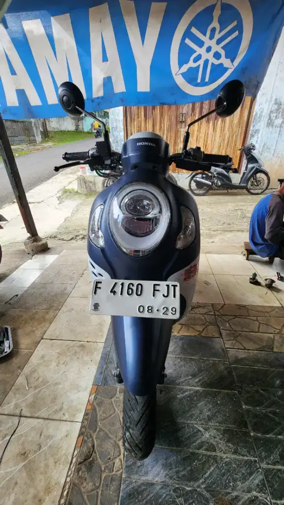 Jual motor Scoopy tahun 2024