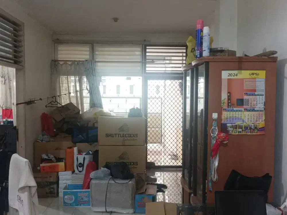 Dijual Rumah di Duri Kepa, Harga Rp. 2.350 M