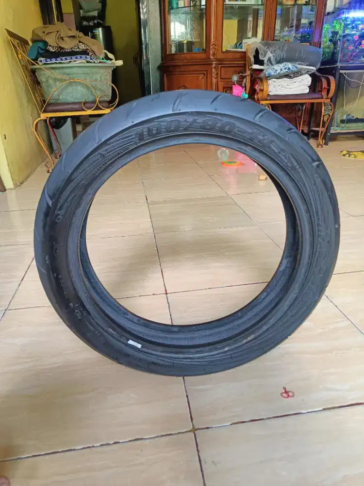 Ban Maxxis Victra 100/80