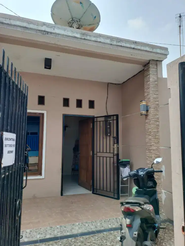 Rumah di kontrakan tahunan