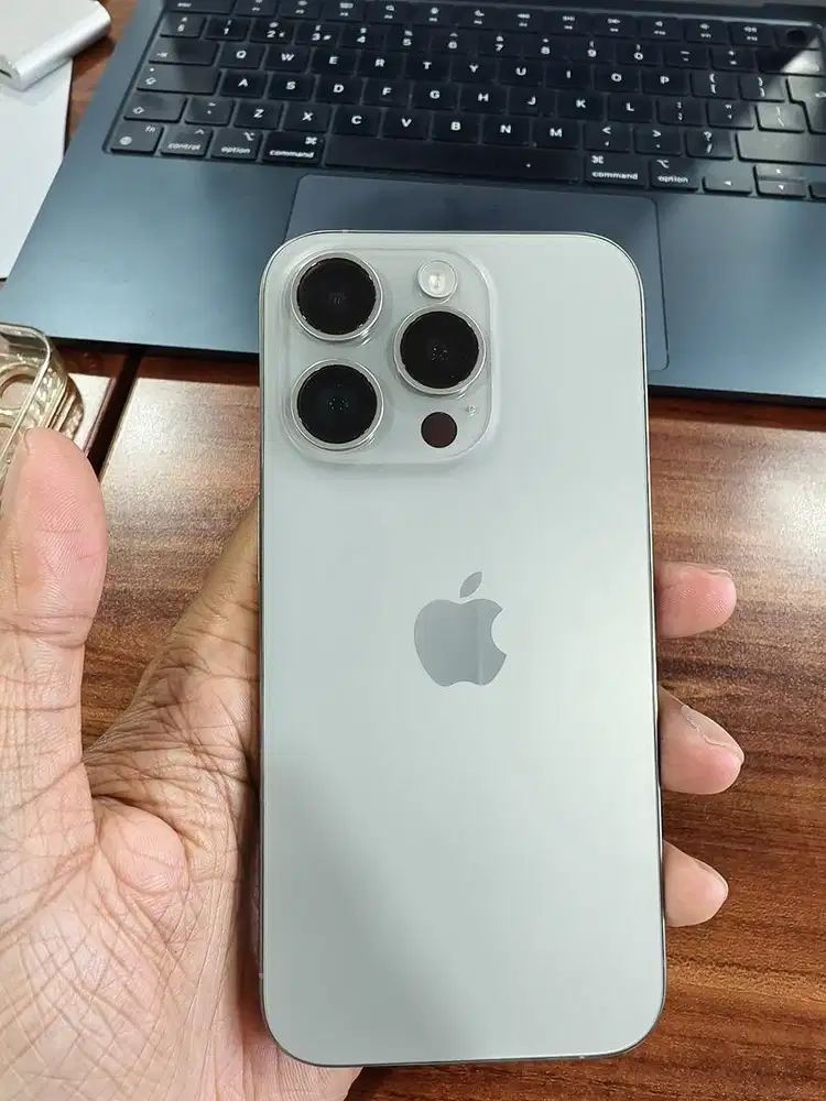Iphone 15 pro 256GB