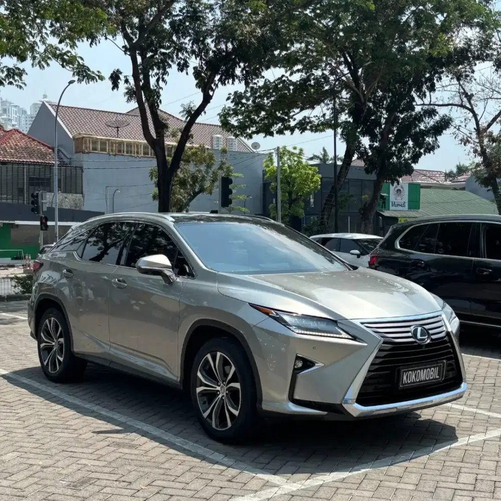 LEXUS RX200T LUXURY 4X2 AT 2016