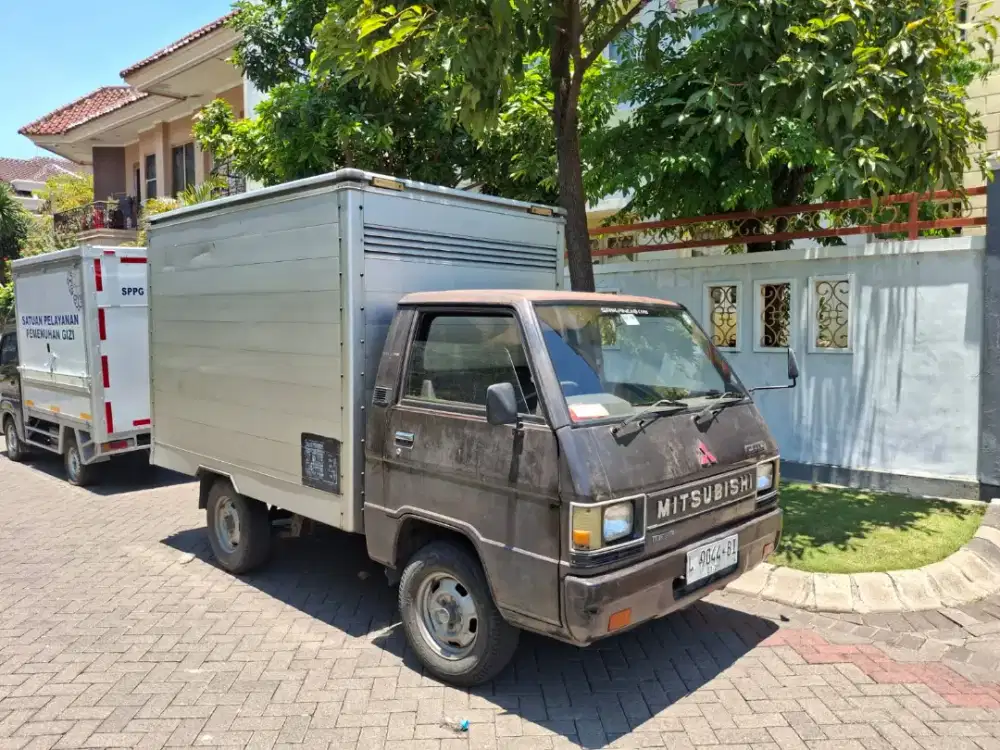 L 300 Box 2004 Orisinilan mesin enak