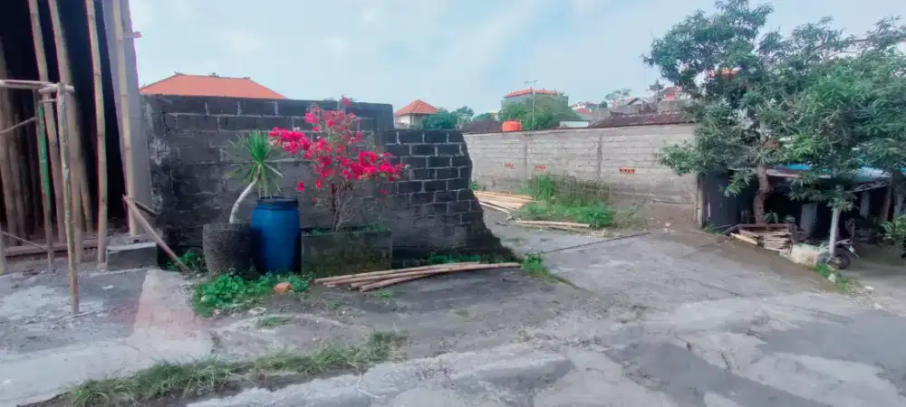 Jual tanah kosong siap bangun di blkg Mitra 10 Jl Gn Andakasa Denpasar