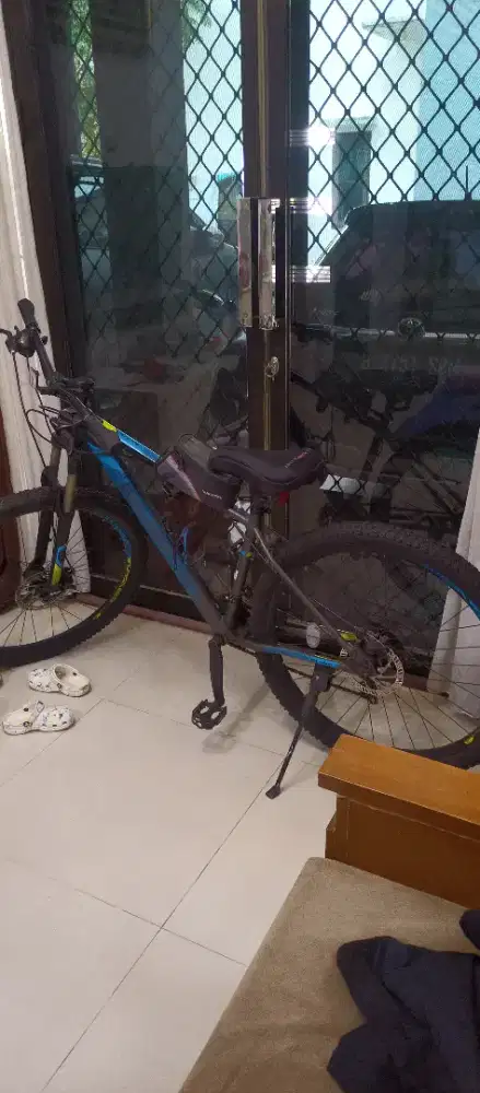 Sepeda gunung MTB POLYGON CASCADE 3