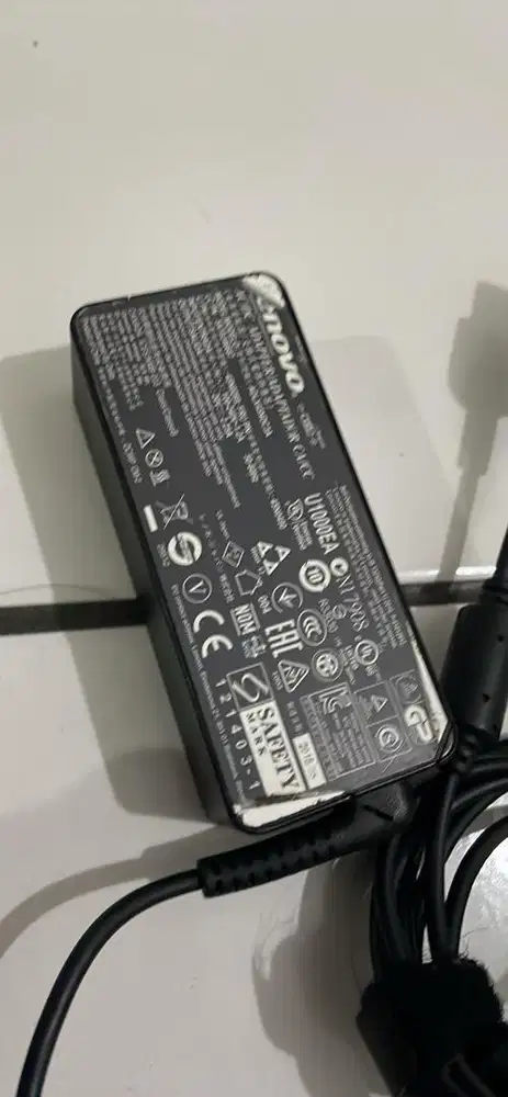 Charger laptop lenovo copotan ori