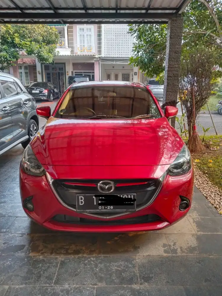 Mazda 2 1.5 Skyactiv Bensin-AT 2015 Merah