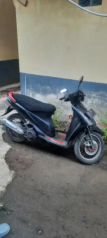 Suzuki Spin 2007