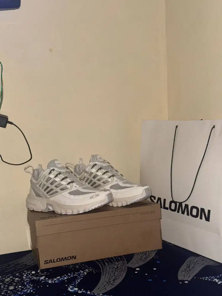 SALOMON ACS OG SIZE 42 BELUM PERNAH PAKAI KARENA KEKECILAN