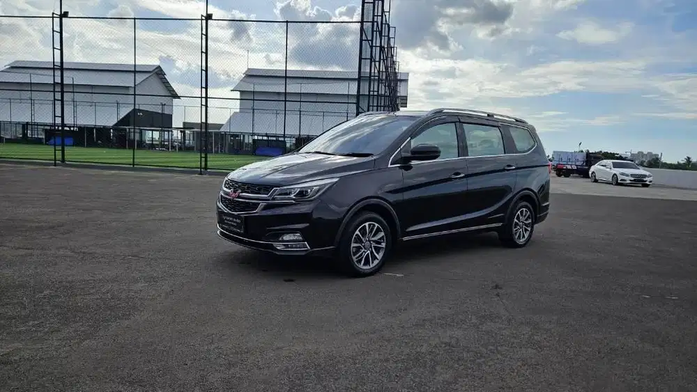 Wuling Cortez T Lux Nik 2021