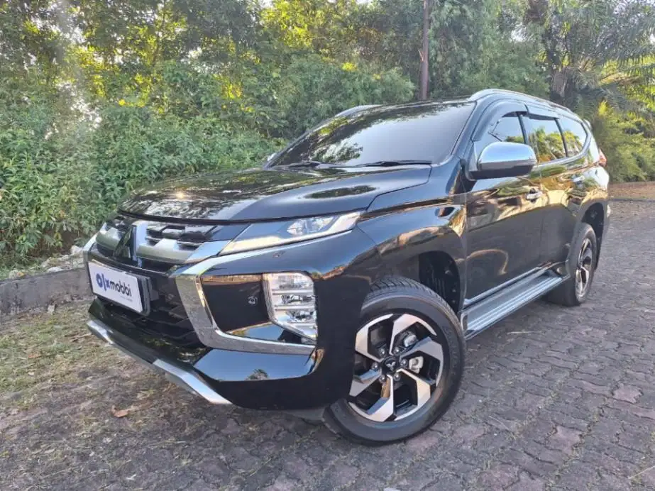 DP MURAH MITSUBISHI PAJERO SPORT 2.4 Dakar 4x2 Solar AT 2024