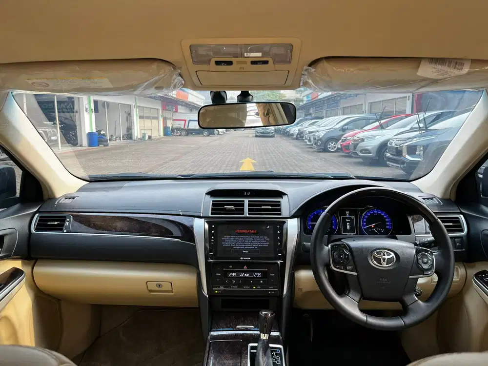 Toyota Camry 2017 Bensin