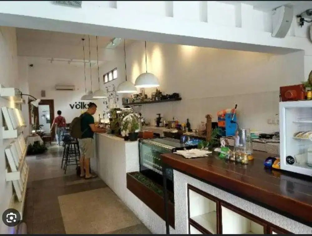 Rumah Pusat Kota Thamrin cocok untuk Cafe FNB Resto Kantor Surabaya