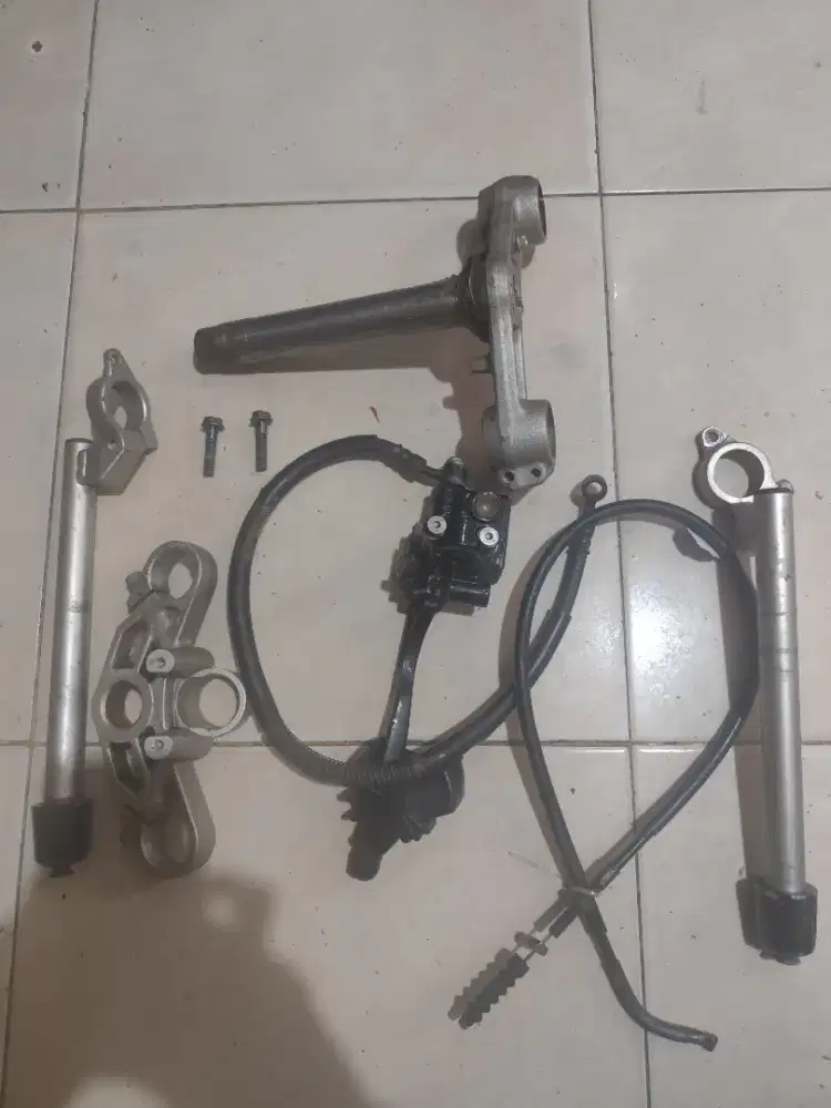 Sparepart/suku cadang motor ninja