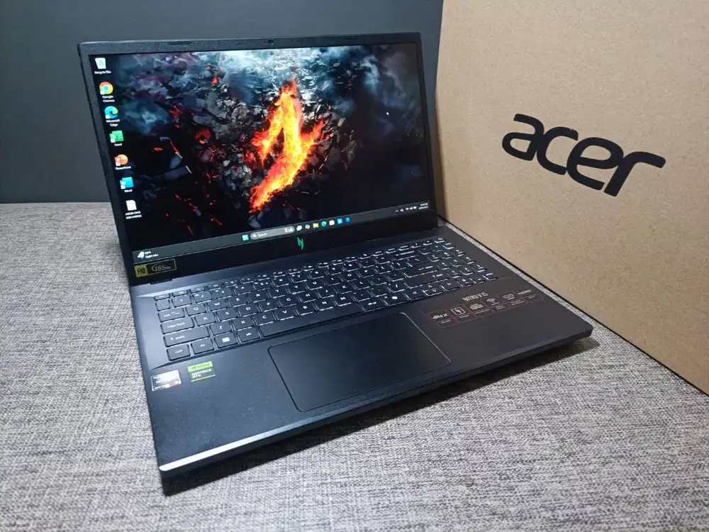 Acer Nitro V15-41 Ryzen 5 6600H 16/512GB RTX 3050 6GB FHD 165Hz Garans