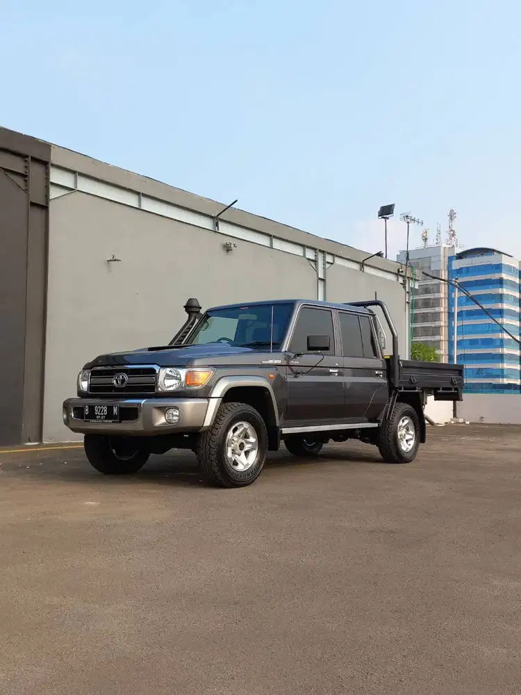 Toyota Land Cruiser LC79 Double Cabin Diesel