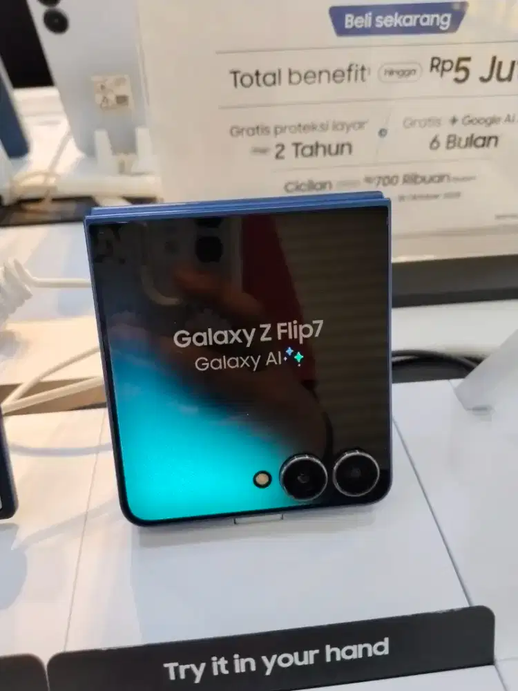 Samsung Galaxy Z Flip7 256GB
