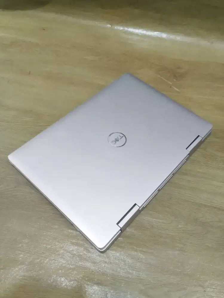 2in1 laptop Dell Inspiron
touchscreen+layar lipat  Ram 16GB Bonus Mous