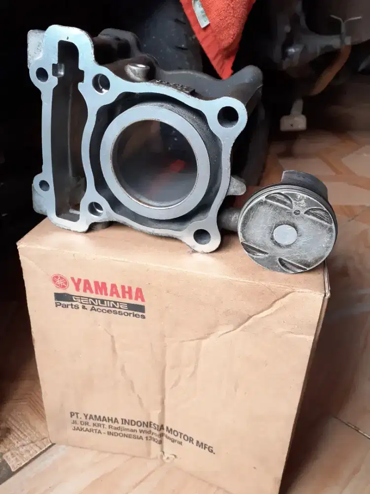 Blok Mesin Yamaha Lexi 125
