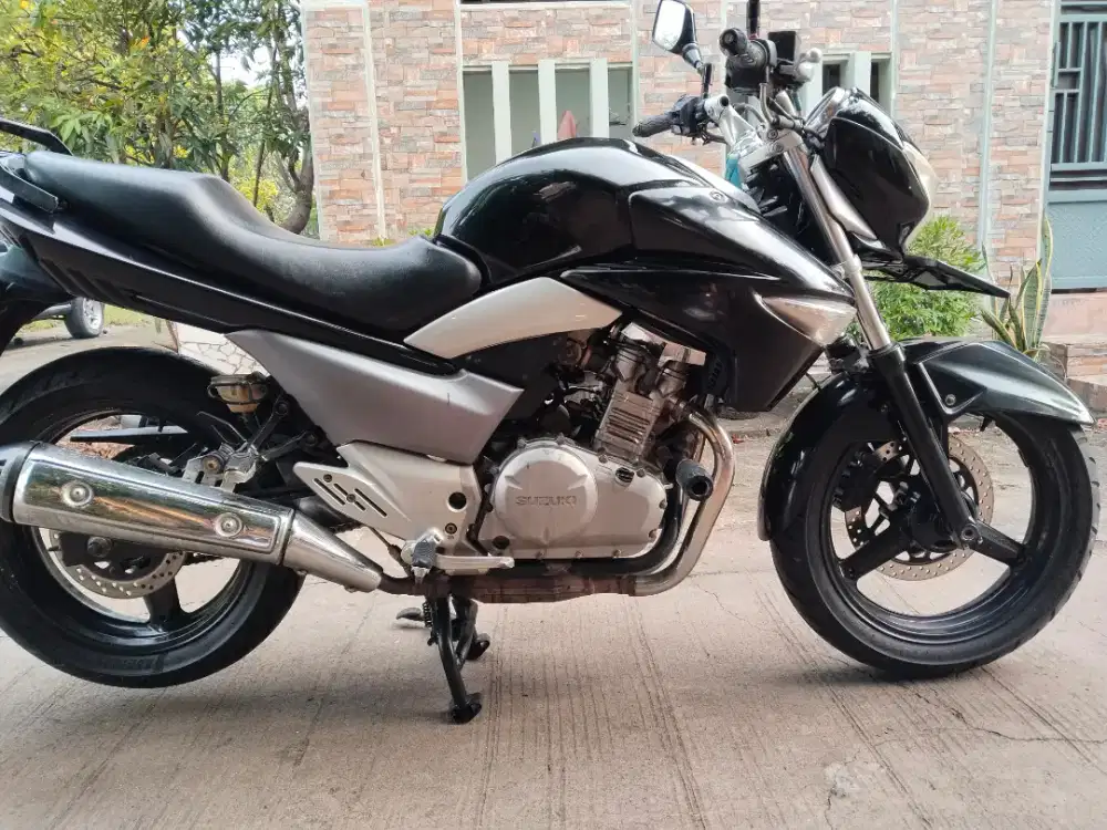 Suzuki Inazuma 250 / GW250