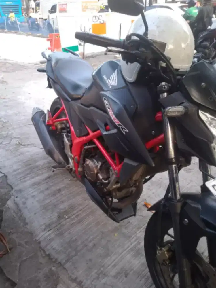 Honda CB 150R 2018