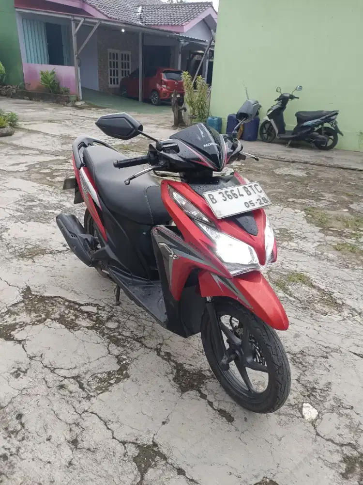 JUAL CEPAT Vario KZR 125cc 2013 Cakep