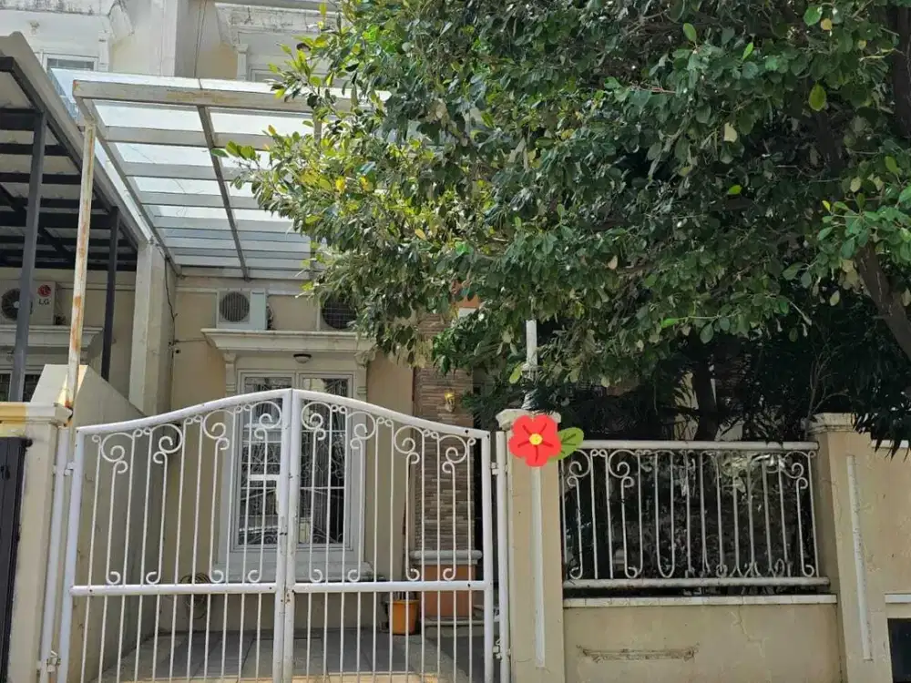 Dijual Rumah cantik 2 lantai di Royal Residence Pulogebang Jak tim
