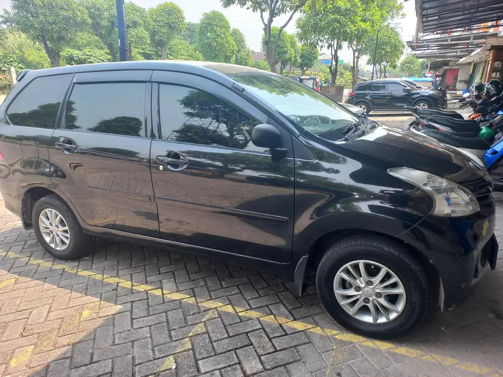 Daihatsu Xenia 2013 Bensin