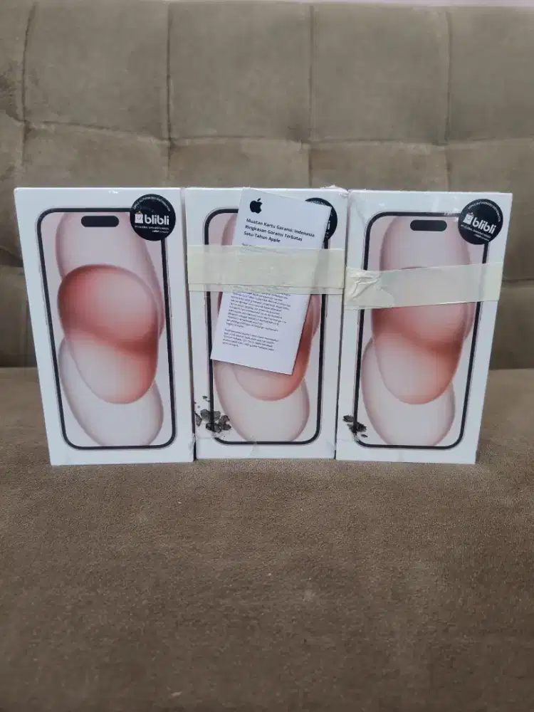 IPHONE 15 128 GB PINK BARU SEGEL GARANSI RESMI BLIBLI GDN
