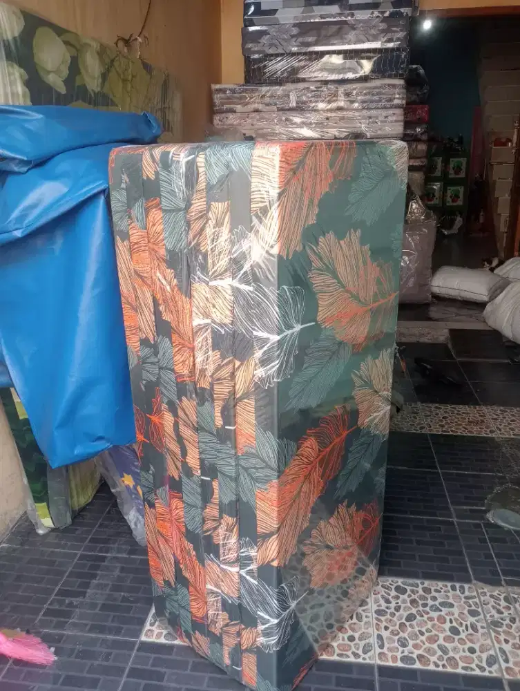 Kasur busa lipat 120x200x10cm