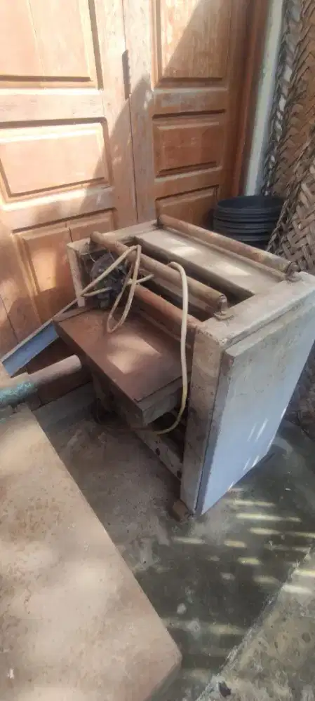 mesin serbaguna perabotan