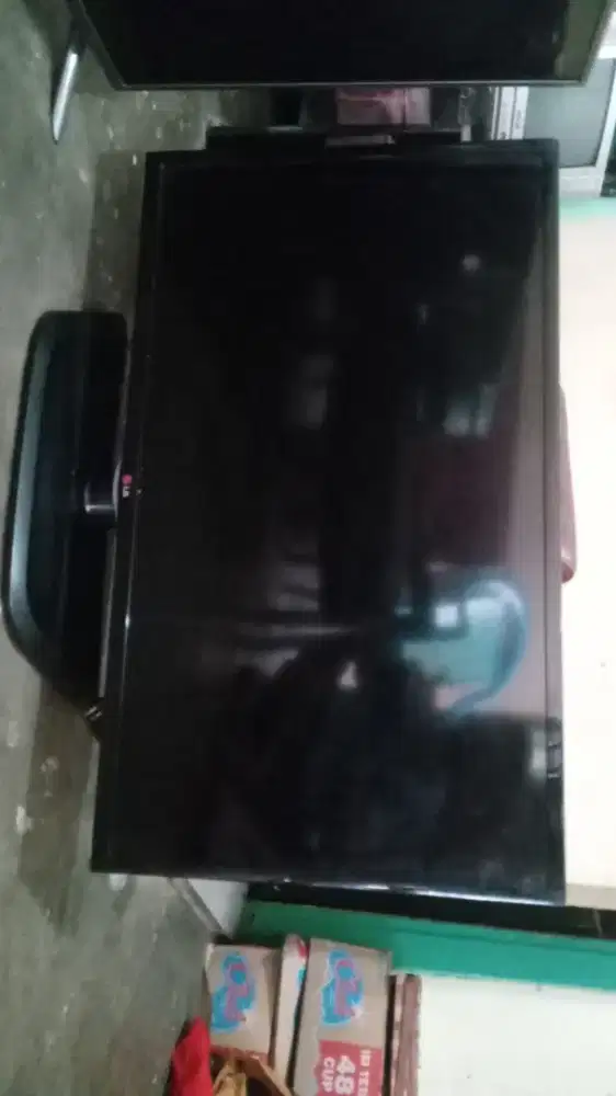 Jual murah TV ANALOG LG 39 INCH gratis stb