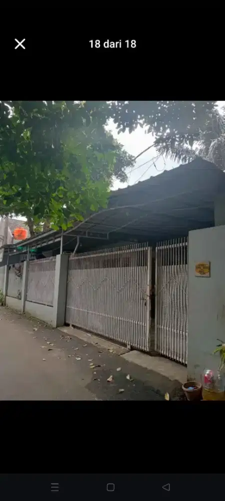 Di jual rumah bonus kontrakan 1 pintu